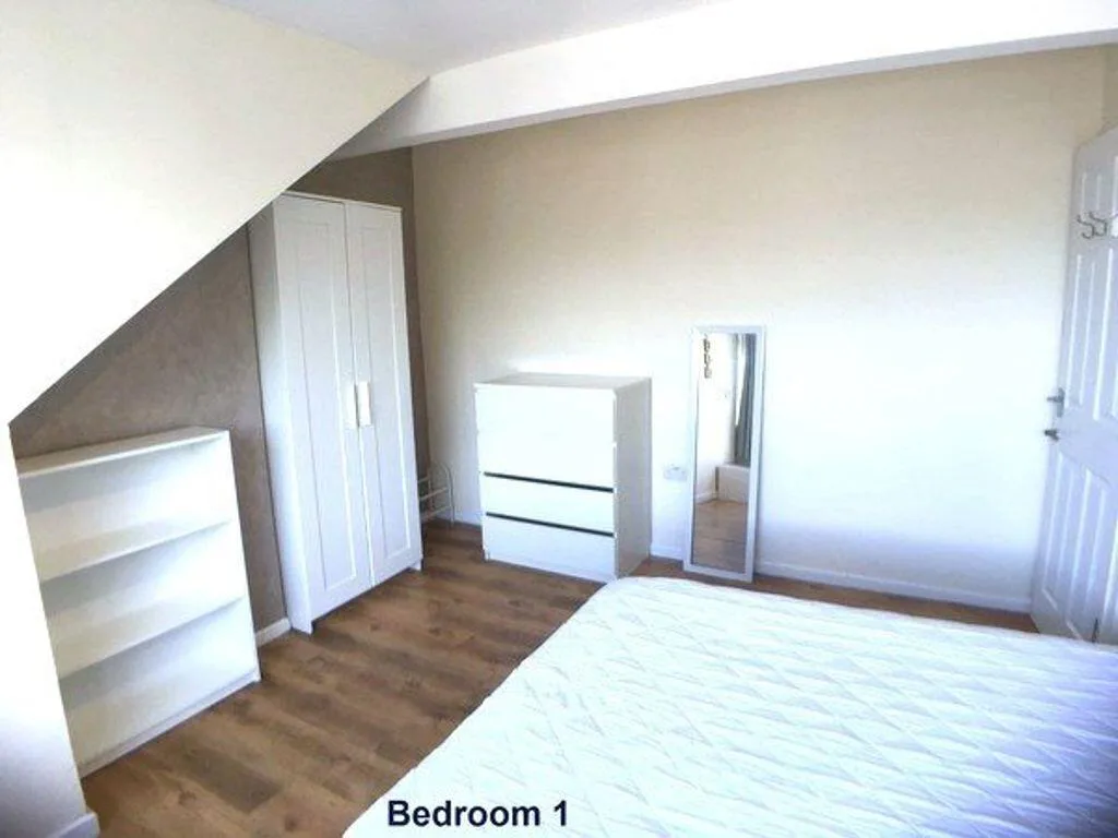4 bedroom house for rent