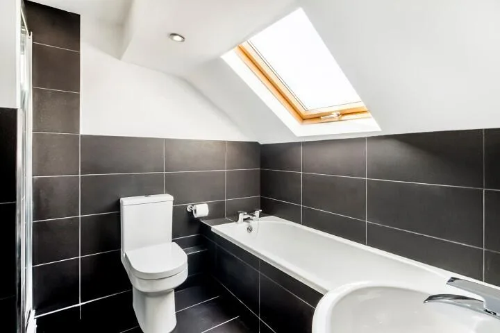 4 bedroom end of terrace house for rent