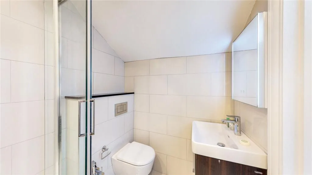 2 bedroom detached house for rent