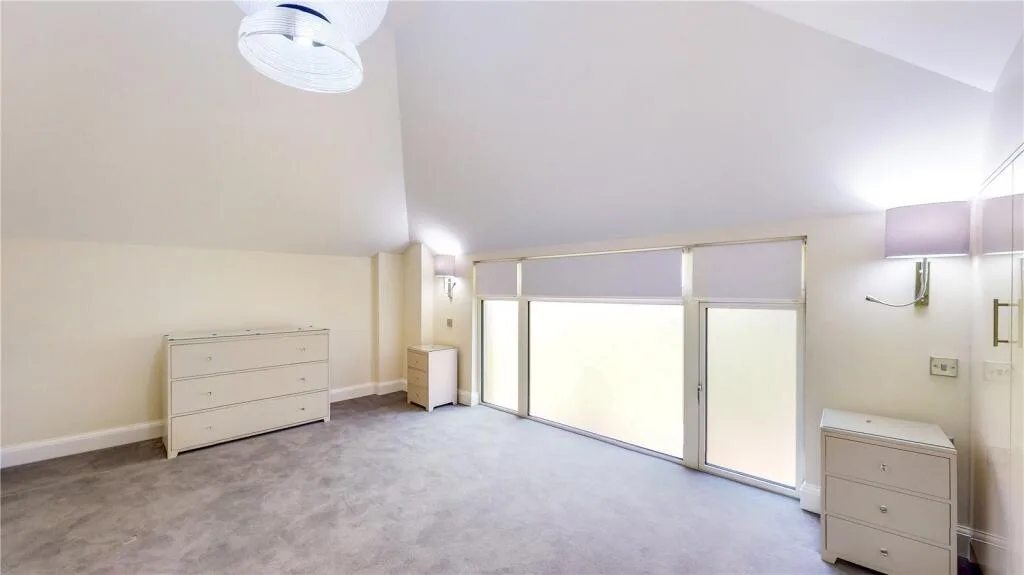 2 bedroom detached house for rent