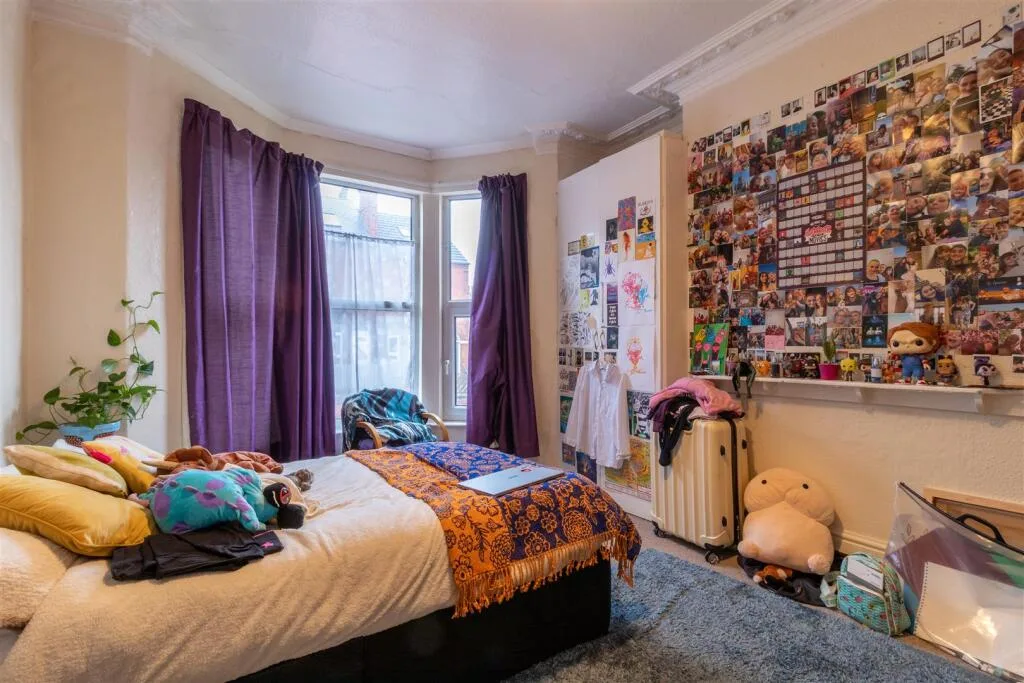 5 bedroom house for rent