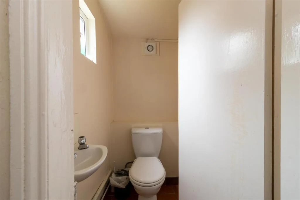 5 bedroom house for rent