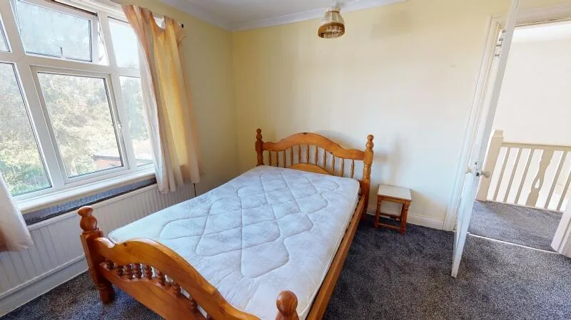 4 bedroom semi-detached house for rent