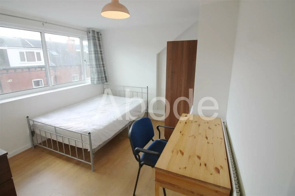 5 bedroom house for rent