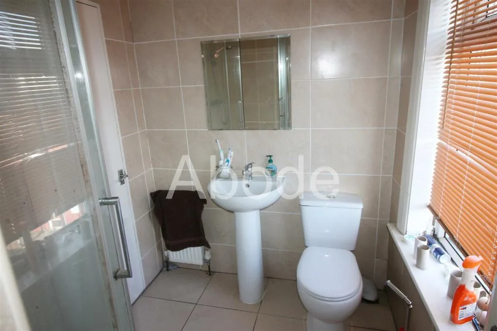 5 bedroom house for rent