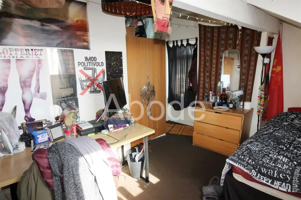 5 bedroom house for rent