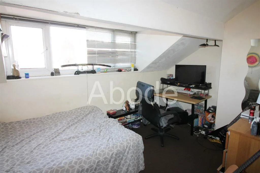5 bedroom house for rent