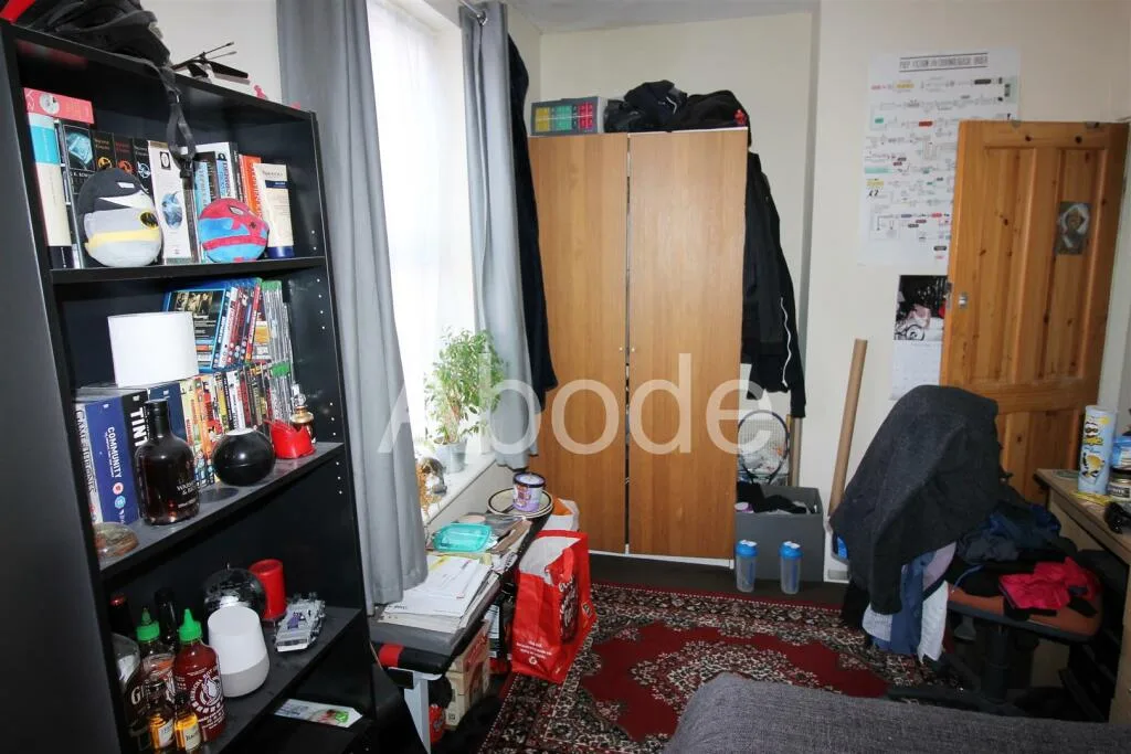 5 bedroom house for rent