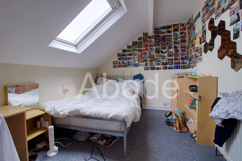 5 bedroom house for rent