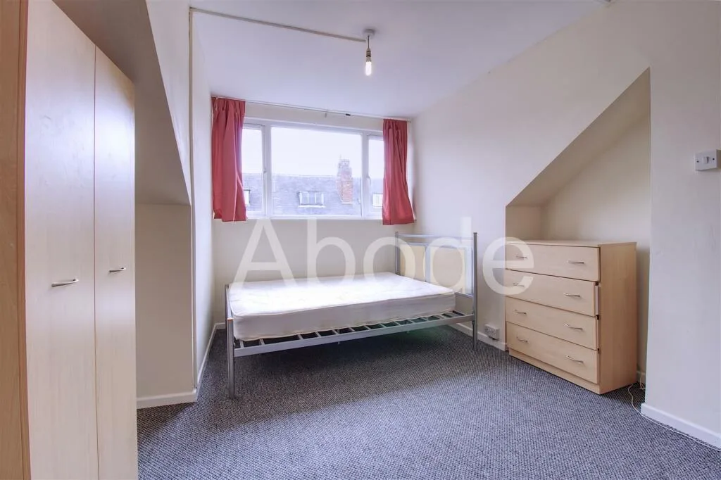 5 bedroom house for rent