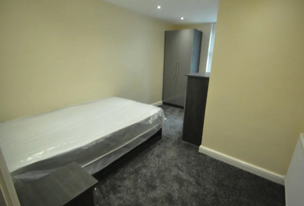 4 bedroom apartment for rent