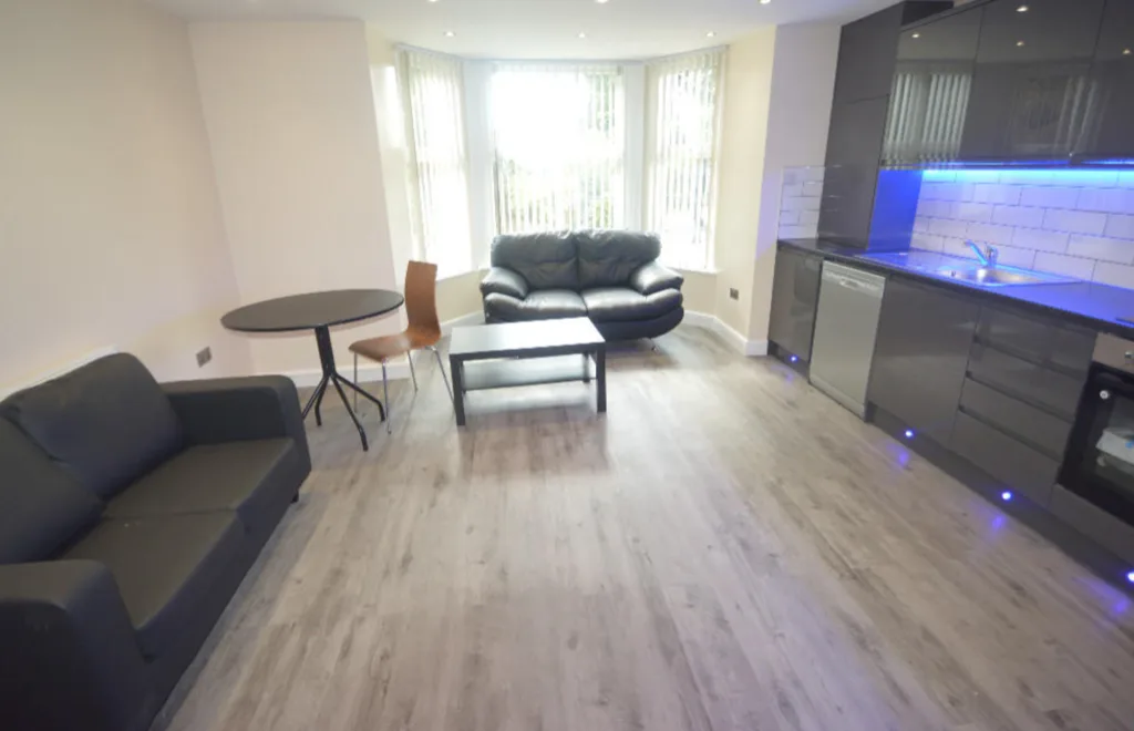 4 bedroom apartment for rent