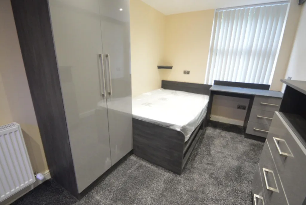 4 bedroom apartment for rent
