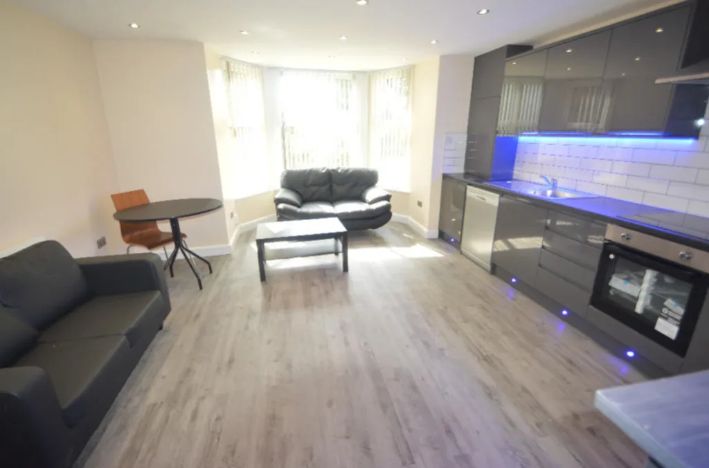4 bedroom apartment for rent