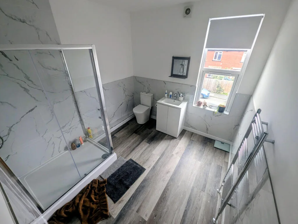 5 bedroom terraced house for rent