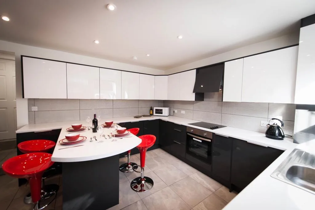 5 bedroom house for rent