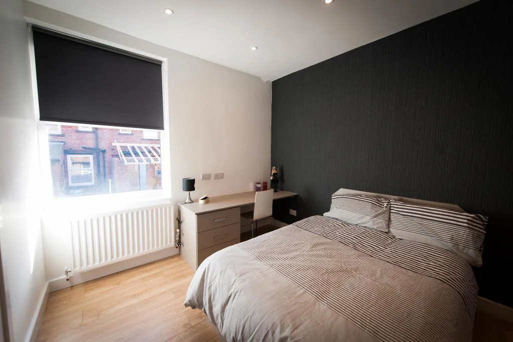 5 bedroom house for rent