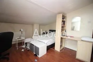 5 bedroom house for rent