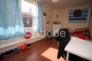 5 bedroom house for rent