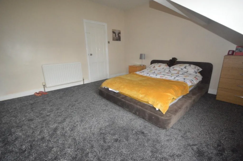 5 bedroom house for rent