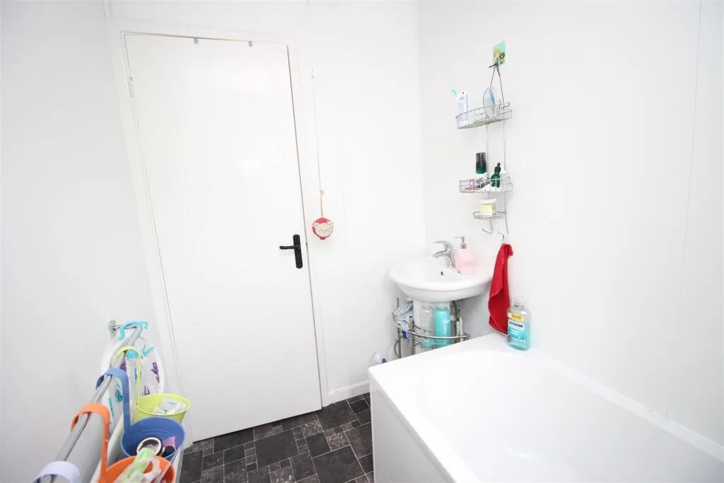 2 bedroom terraced house for rent