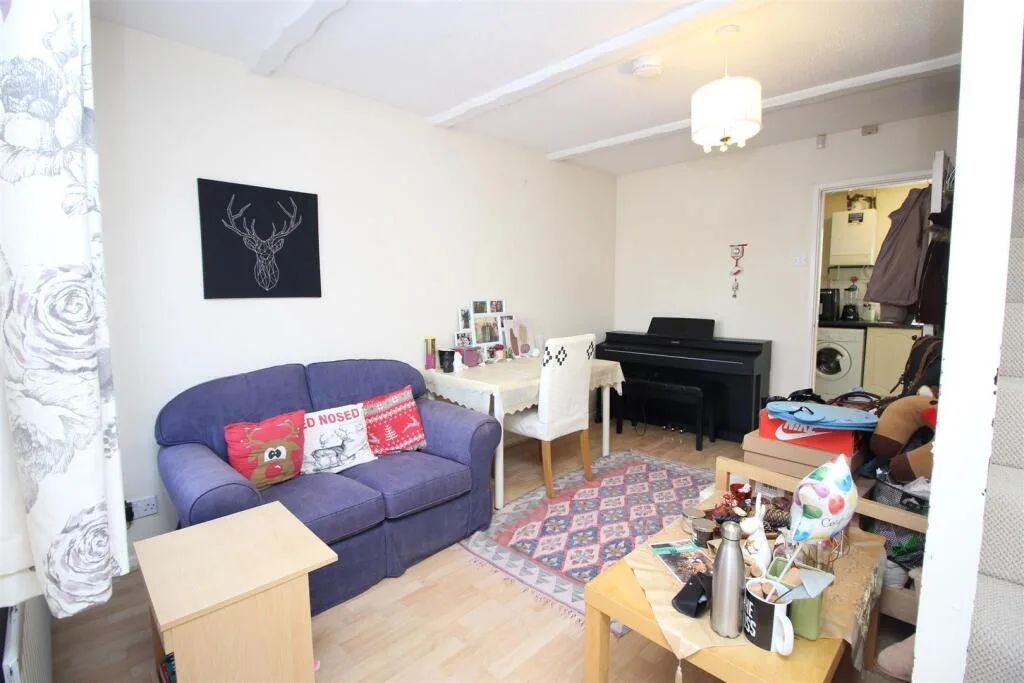 2 bedroom terraced house for rent