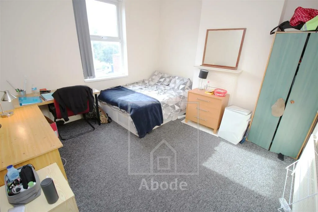 5 bedroom house for rent