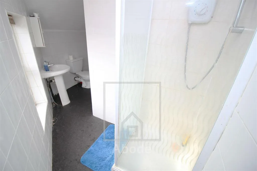 5 bedroom house for rent