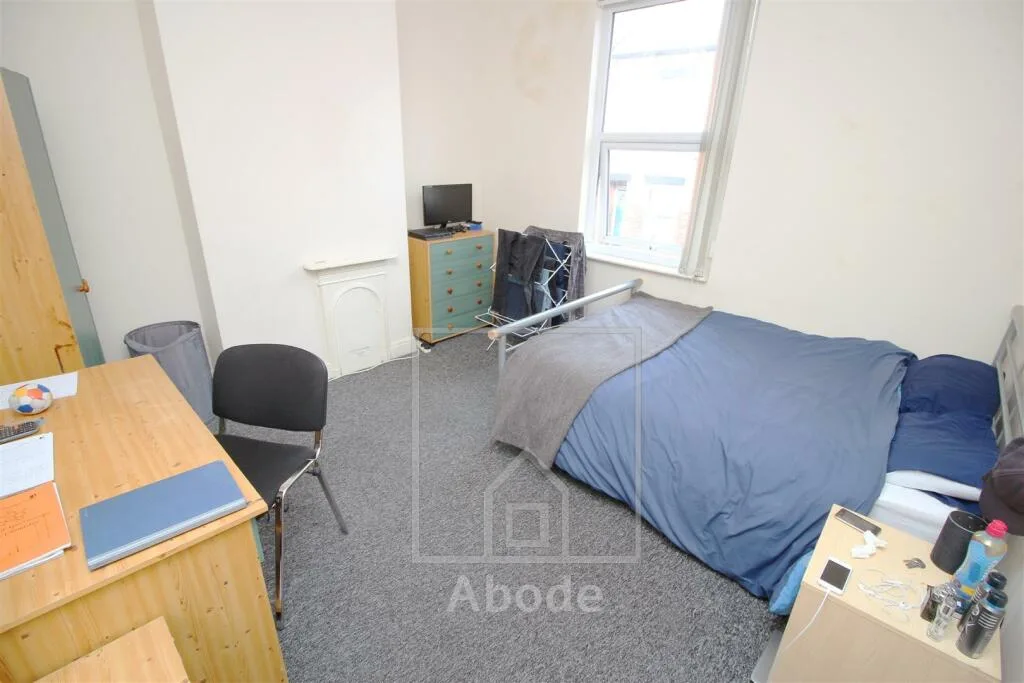 5 bedroom house for rent