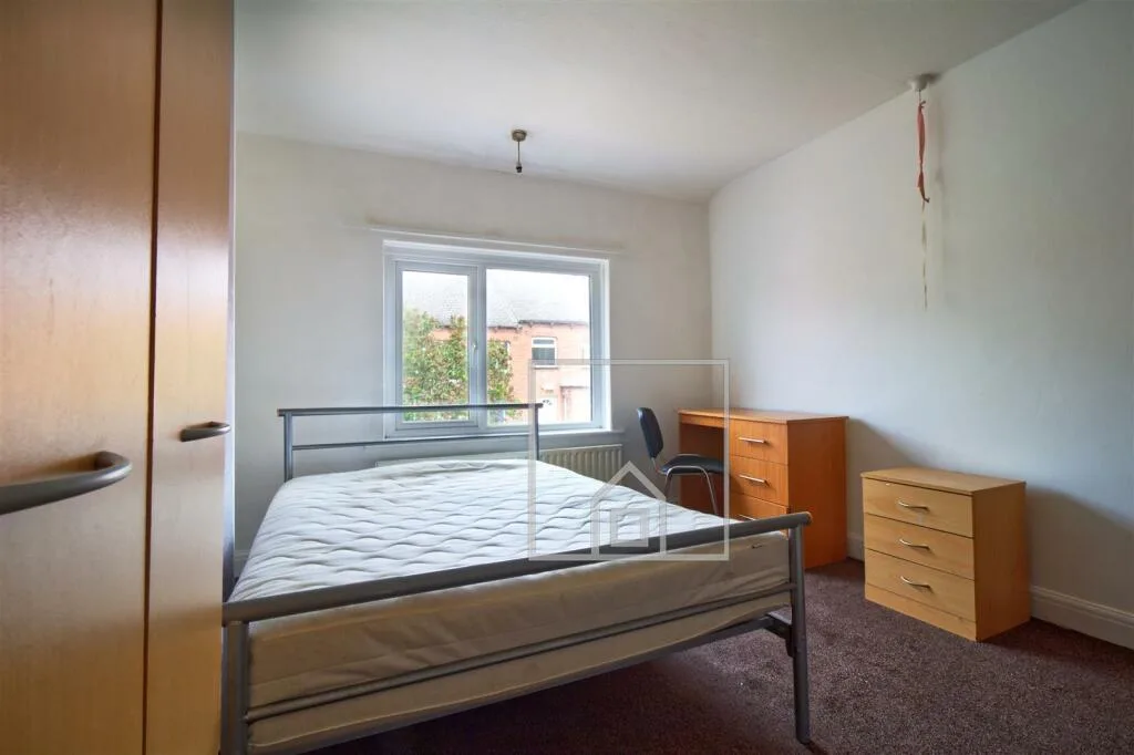 5 bedroom house for rent