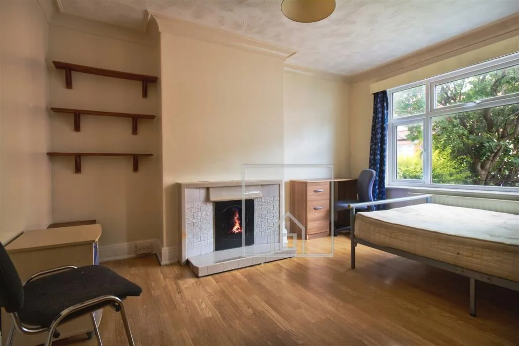 5 bedroom house for rent