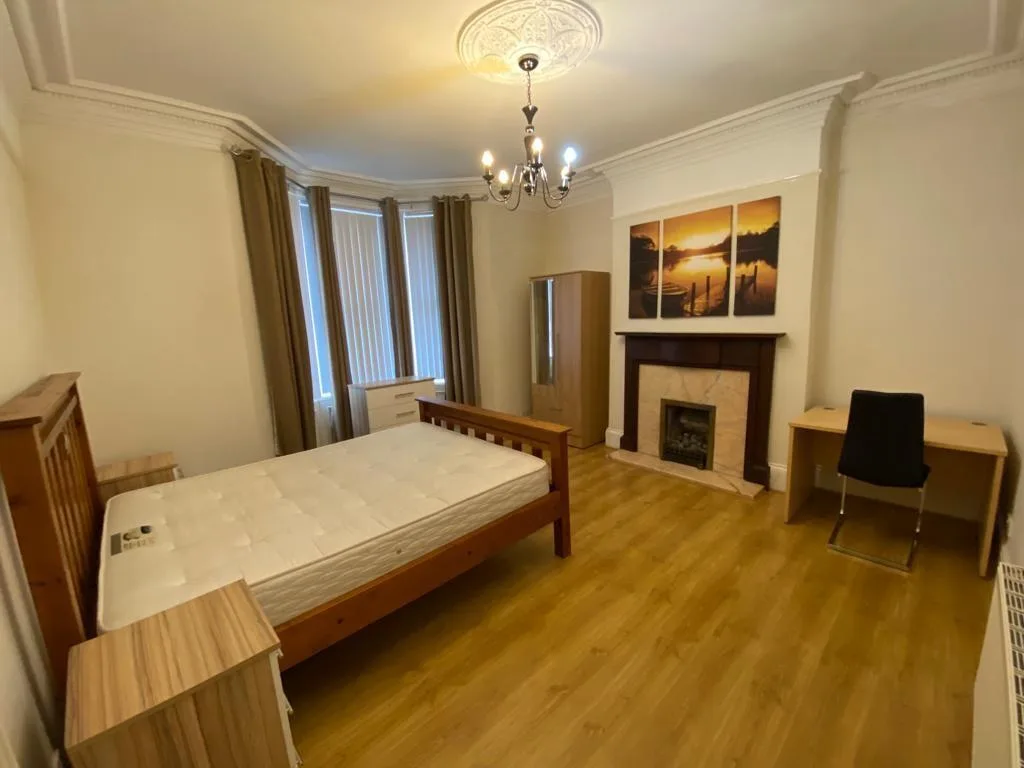 2 bedroom ground floor flat for rent