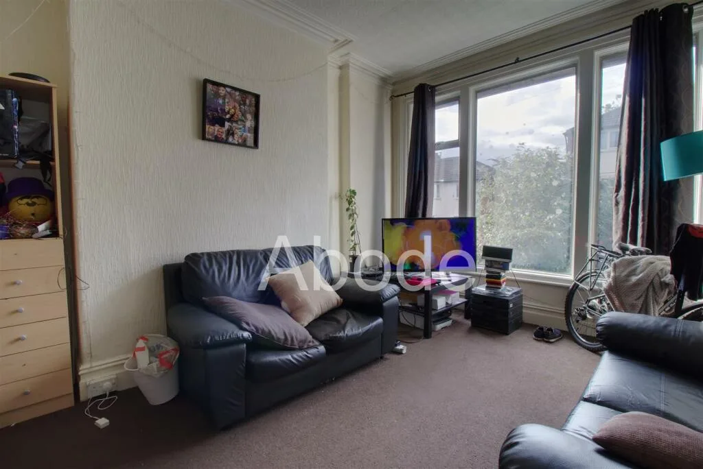 5 bedroom house for rent