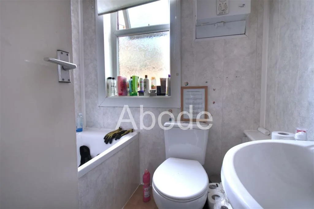 5 bedroom house for rent