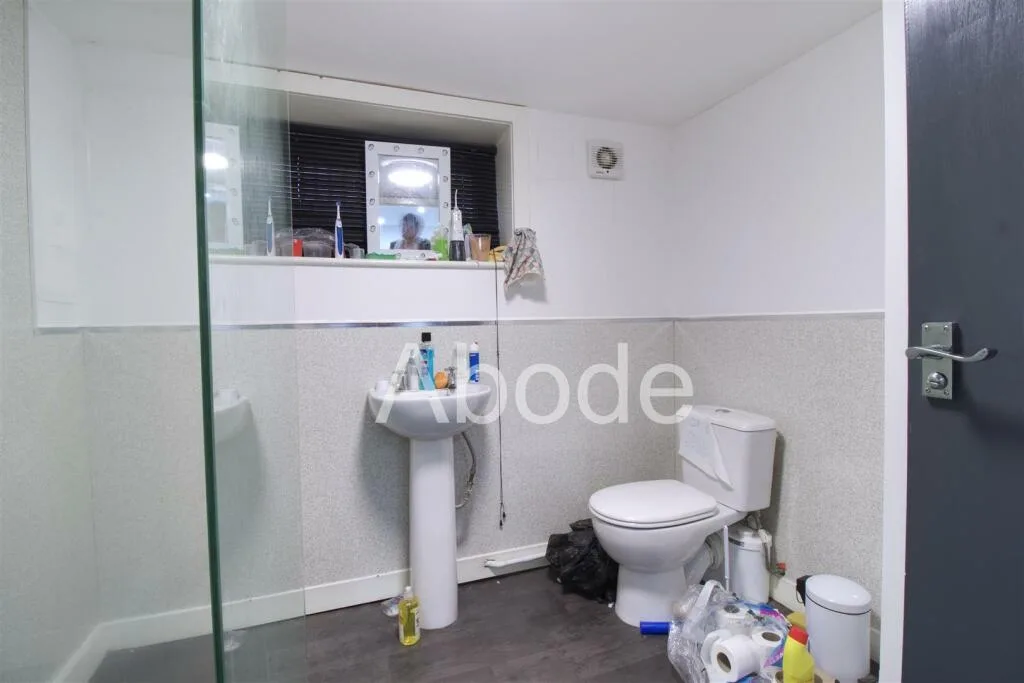 5 bedroom house for rent