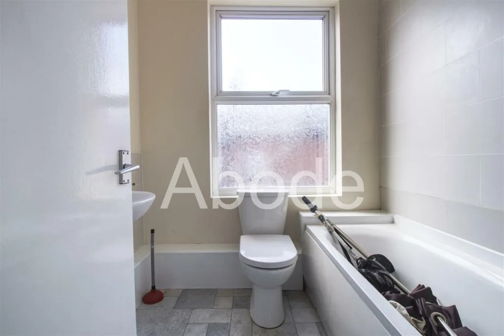 5 bedroom house for rent