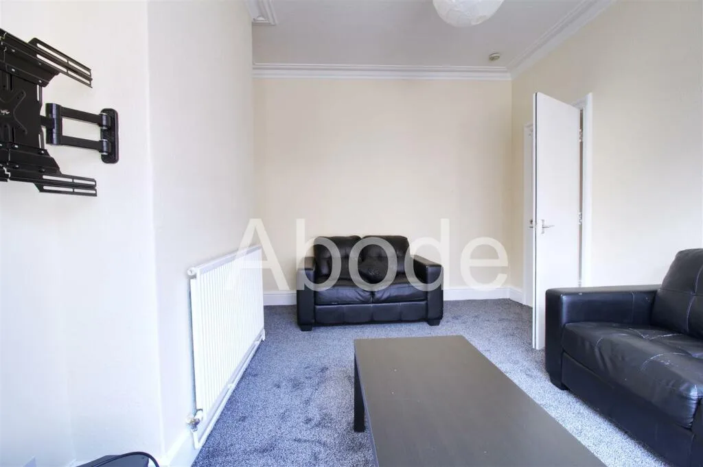 5 bedroom house for rent