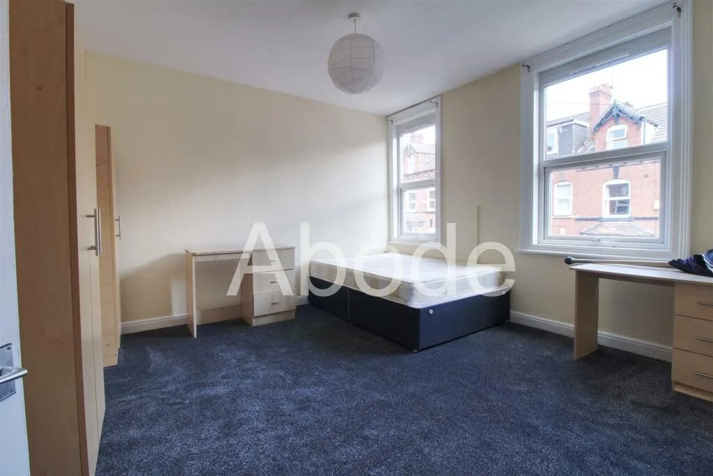 5 bedroom house for rent
