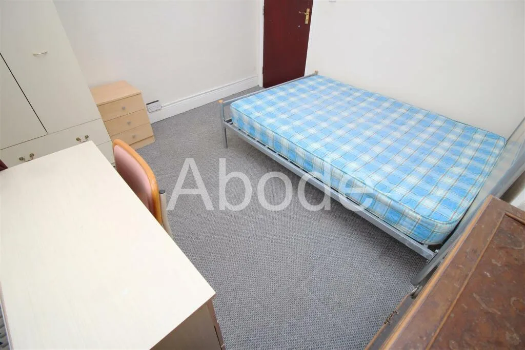 5 bedroom house for rent