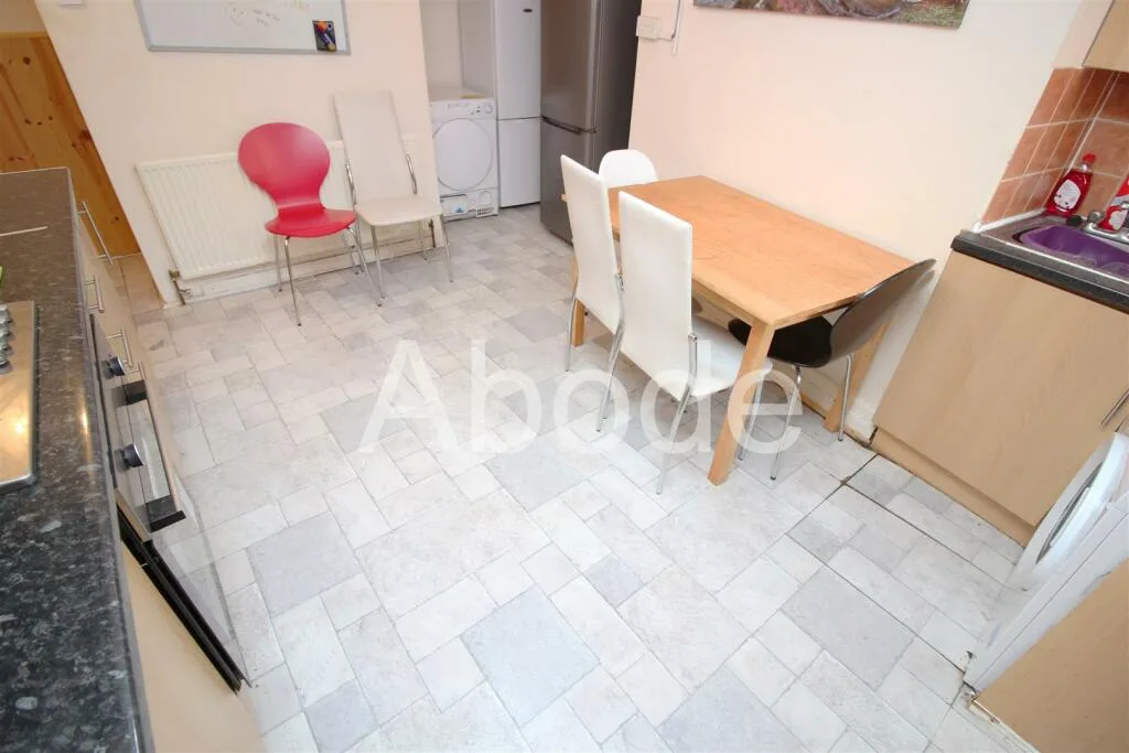 5 bedroom house for rent