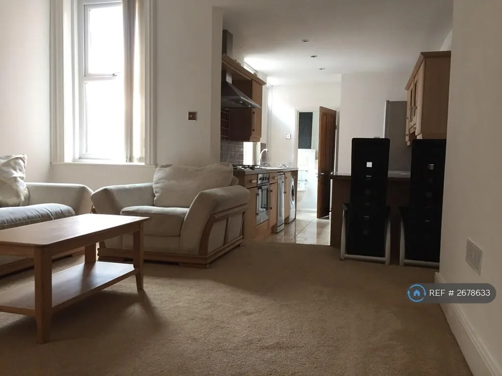 2 bedroom flat for rent