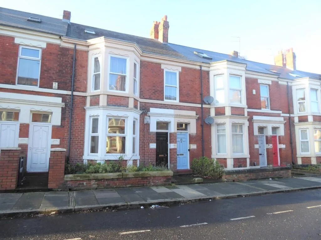 3 bedroom ground floor flat for rent