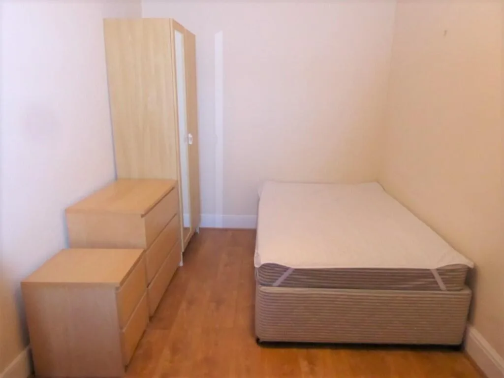 3 bedroom ground floor flat for rent