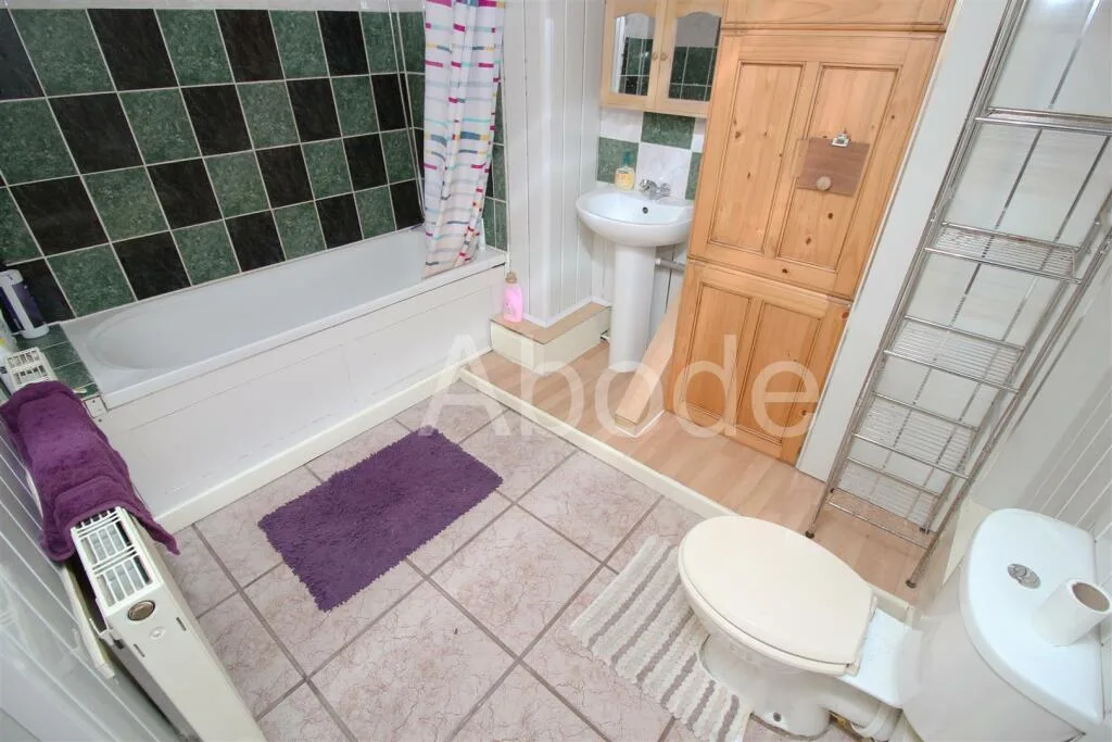 5 bedroom house for rent