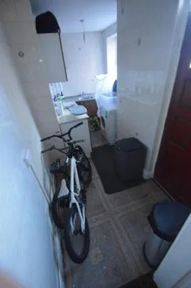 5 bedroom terraced house for rent