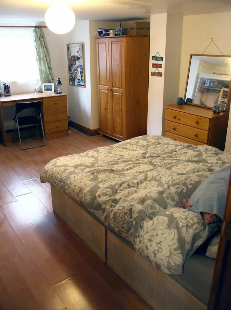 7 bedroom terraced house for rent