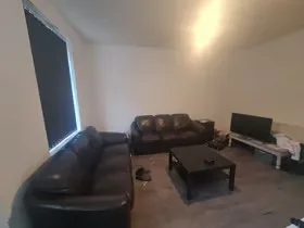 6 bedroom terraced house for rent