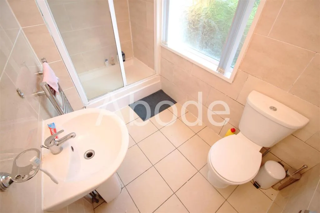 7 bedroom house for rent