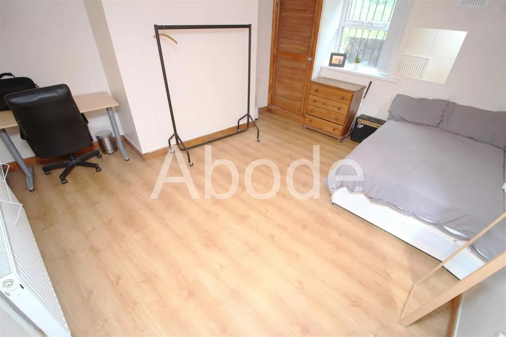 7 bedroom house for rent