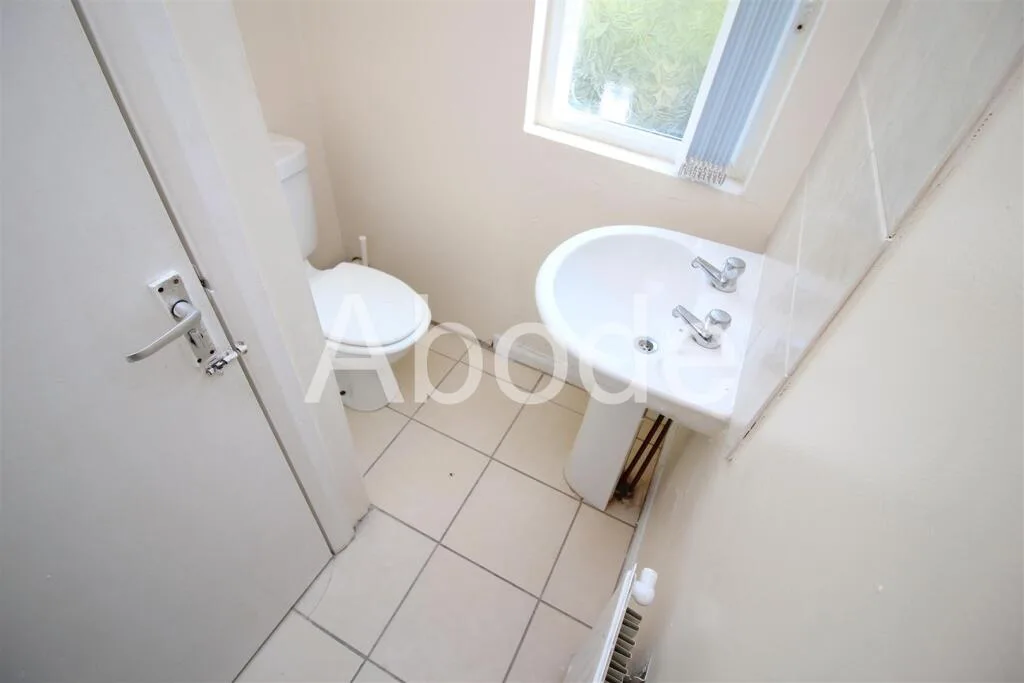 7 bedroom house for rent